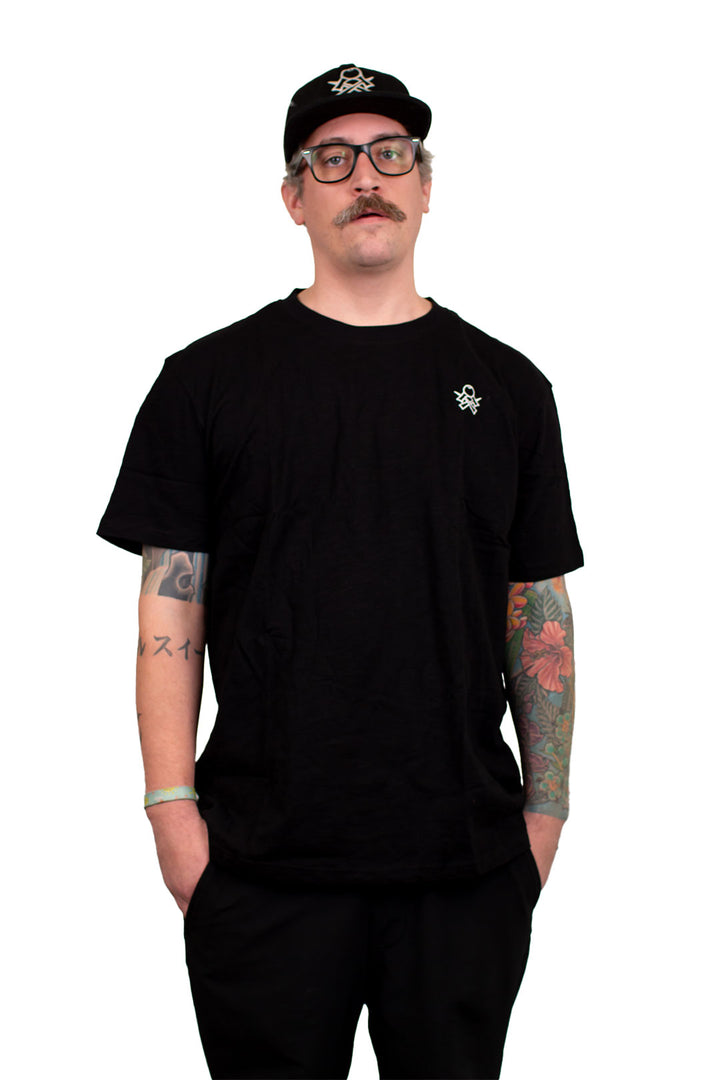 CROSSKEN - SK CUT & SEW - Black Short Sleeve