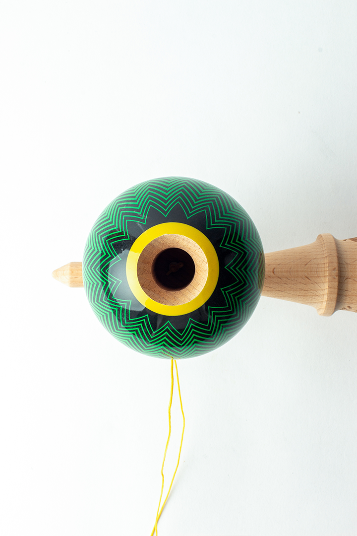 RED-NECKED TANAGER - SUMO - XL KENDAMA