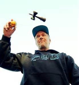 Alex Ruisch | Swing UFO Tutorial | Sweets Kendamas