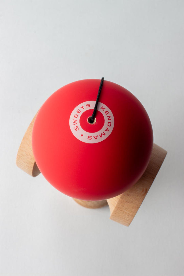 Tracker - Red