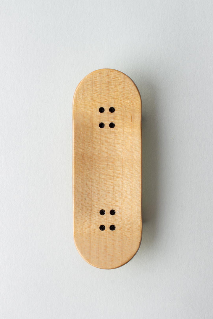 Slushcult Grom Fingerboard - Dama Dude