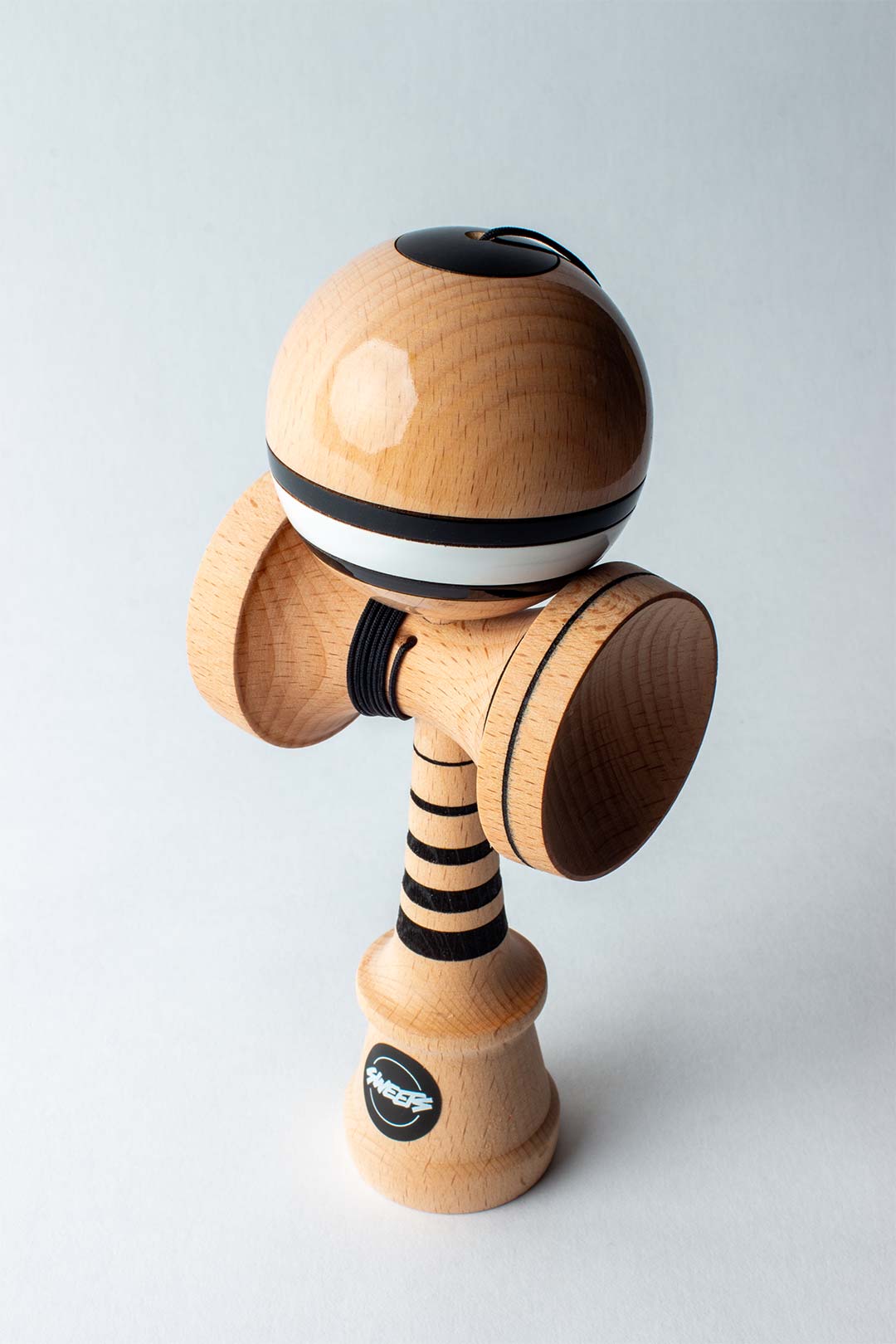 MATT SWEETS JORGENSON - B&W - BROKEN SHAPE – Sweets Kendamas