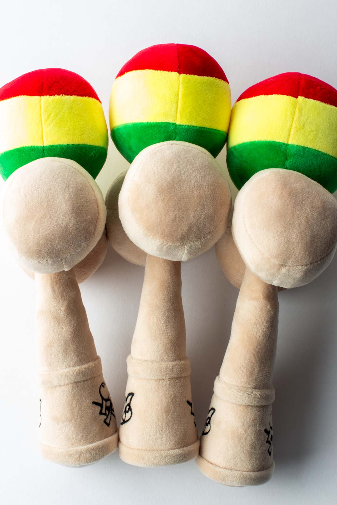 SWEETS x DWI - KENDAMA PLUSHIE - OG RASTA