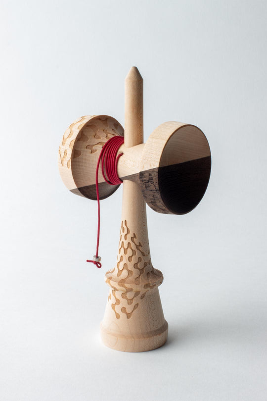 KEN ONLY - BROKEN SHAPE - SLANTED SPLICE - MAPLE/ WENGE – Sweets Kendamas