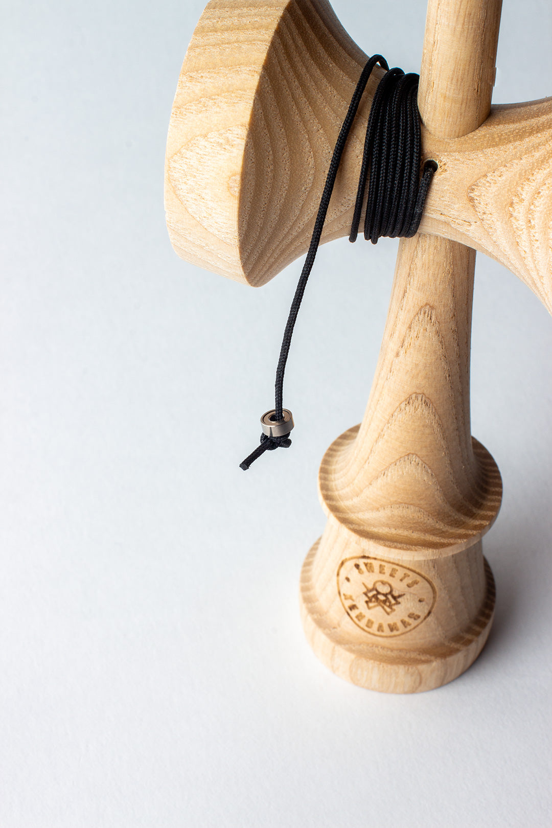 ken-only-ash-amped-sweets-kendamas